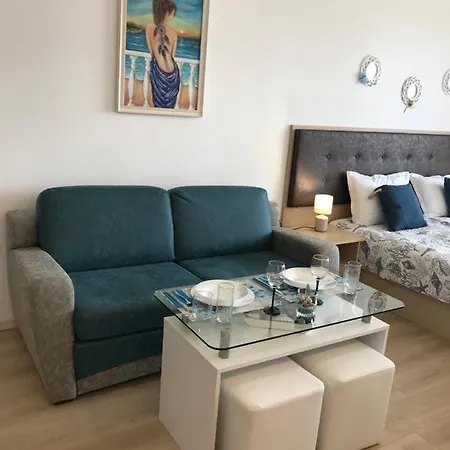 Apartment студио сънрайз а28,